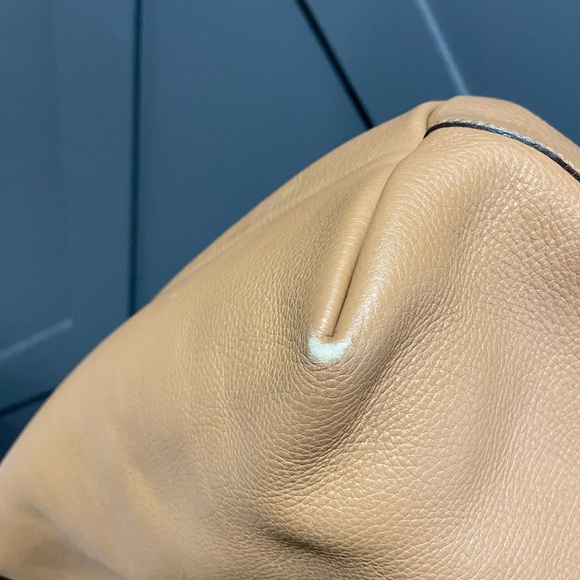 Salvatore Ferragamo Tote - Picture 6 of 16